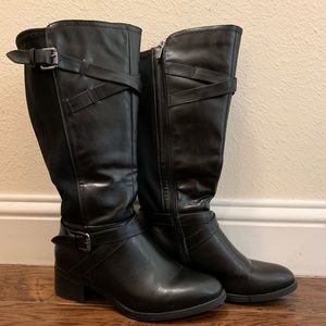 Black leather riding boots 👢